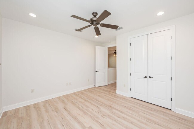 Building Photo - Swift Creek Preserve 5 Bedroom Beauty!