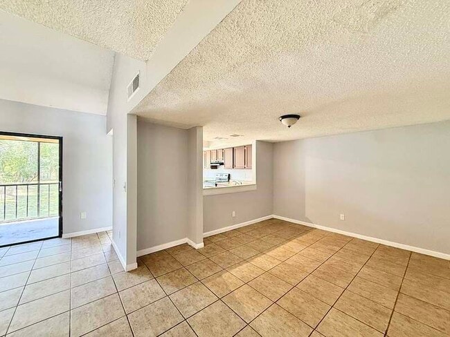 Building Photo - 5143 Puritan Cir