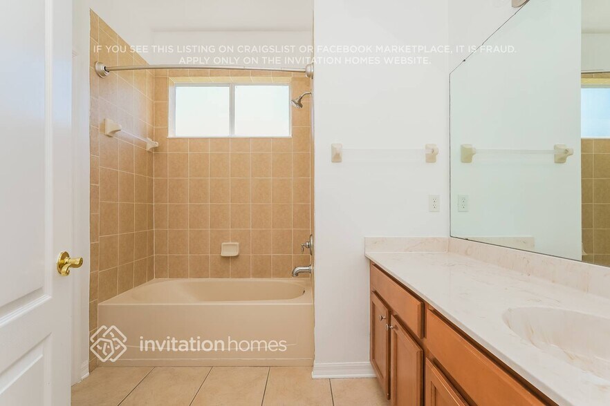Building Photo - 16317 Bridgewalk Dr