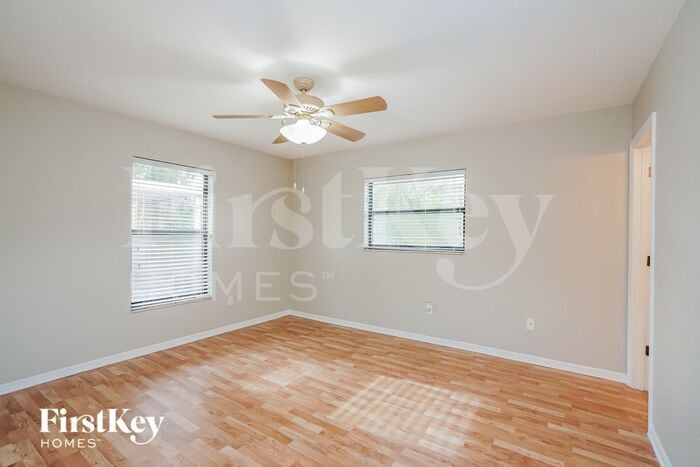 Building Photo - 17533 Oriole Rd