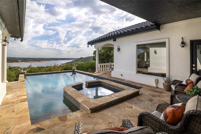 Building Photo - 1128 Thurman Bluff Dr