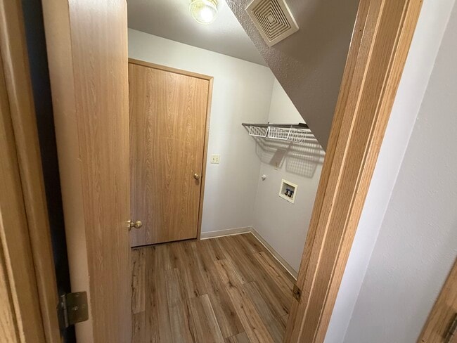 Building Photo - 810 SE 153rd Ave