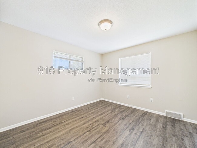 Building Photo - 8034 Campbell St