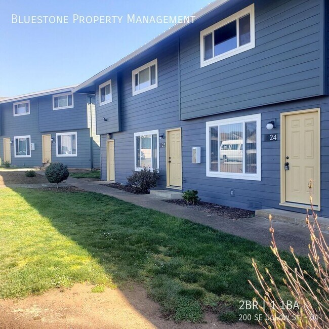Building Photo - 200 SE Uglow St