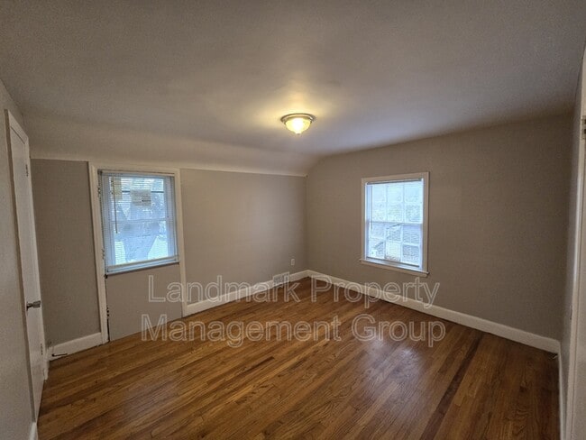 Building Photo - 10978 Craft St