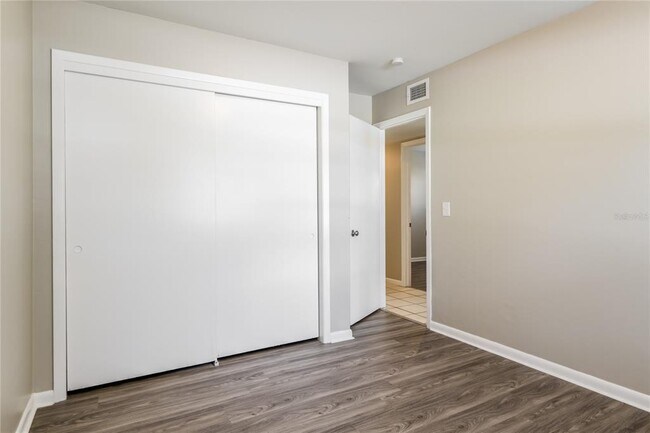 Building Photo - 222 Terrace Dr