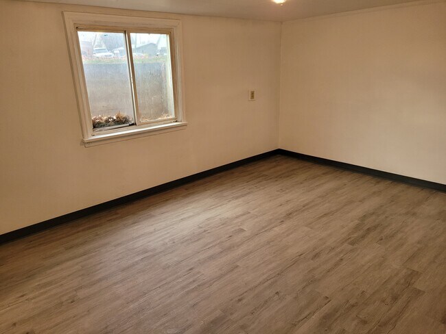 Living Room - 588 SW 3rd St