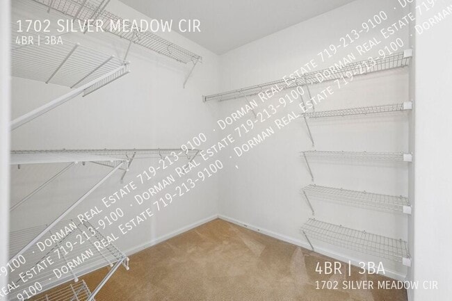Building Photo - 1702 Silver Meadow Cir