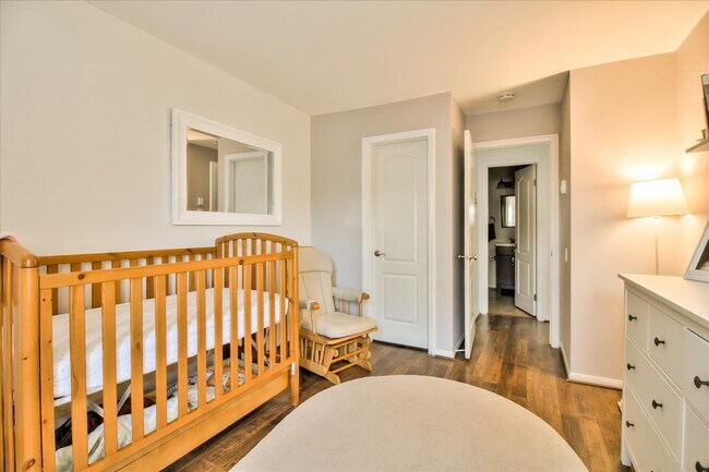 Building Photo - 3456 Castle Glen Dr