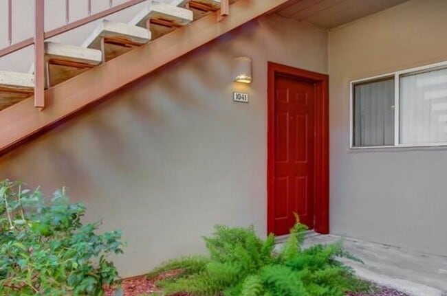 Building Photo - 11260 N 92nd St