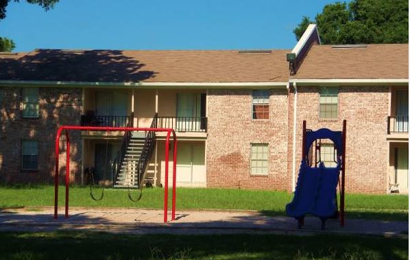 Play Area - Jacksonville Heights Apartments Homes