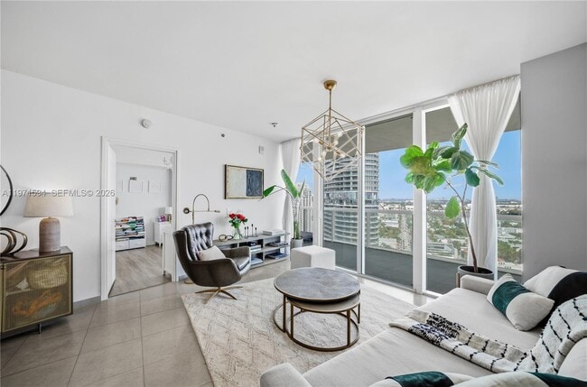 Building Photo - 450 Alton Rd