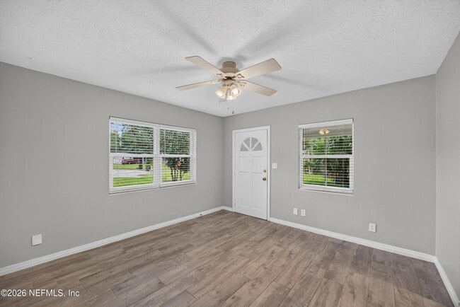 Building Photo - 2256 Inwood Cir S