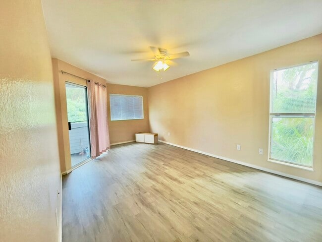 Building Photo - 95-270 Waikalani Drive