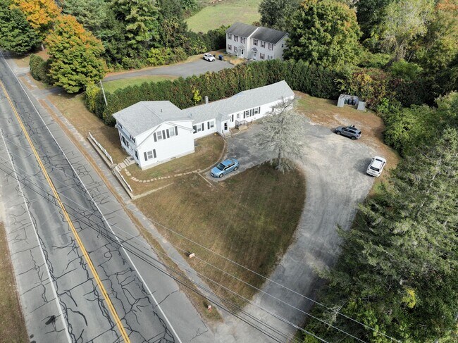 Building Photo - 310 Belchertown Rd