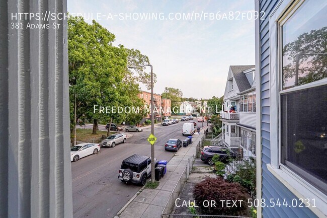 Building Photo - 381 Adams St