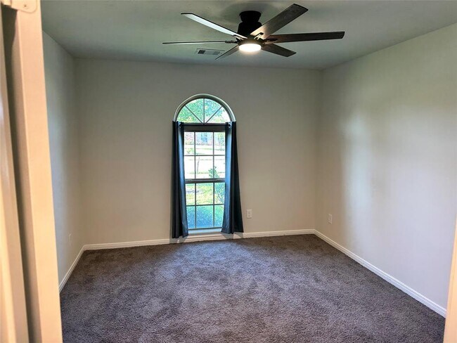 Building Photo - 7014 Limestone Cir