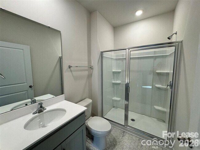 Building Photo - 122 Old Home Rd