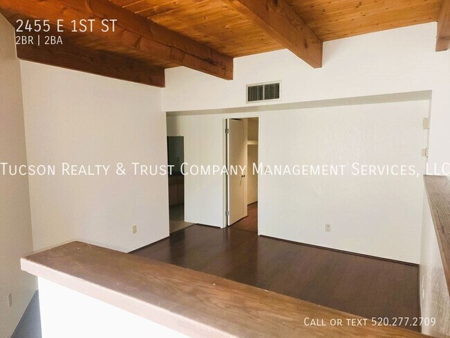 Building Photo - 2455 E 1st St