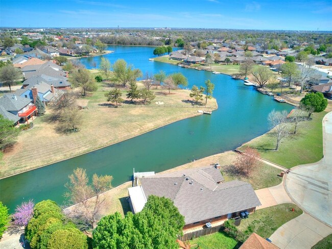Building Photo - 7317 Louisburg Dr