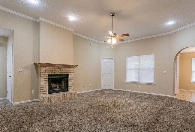 Building Photo - AVAILABLE NOW ; APPLY TODAY AT OUR WEBSITE!!!