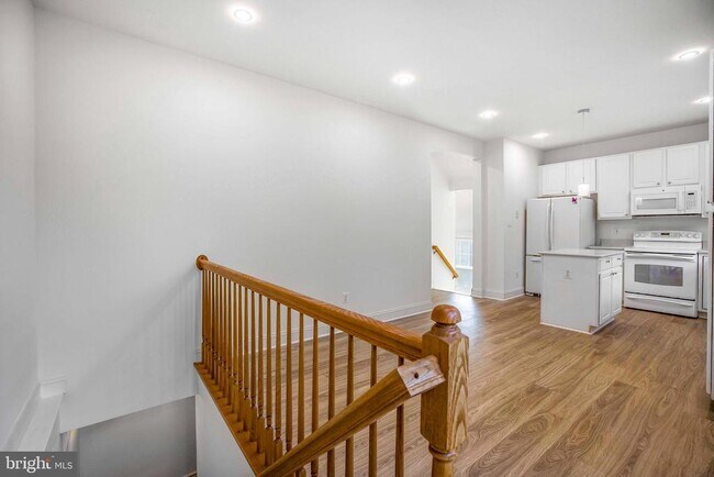 Building Photo - 43782 Brookline Terrace