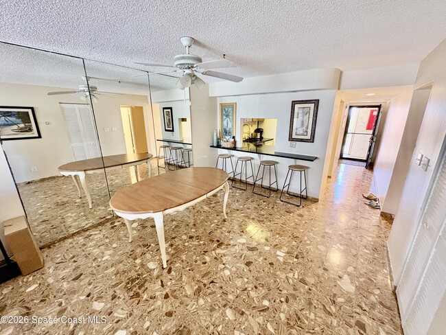Building Photo - 4100 Ocean Beach Blvd