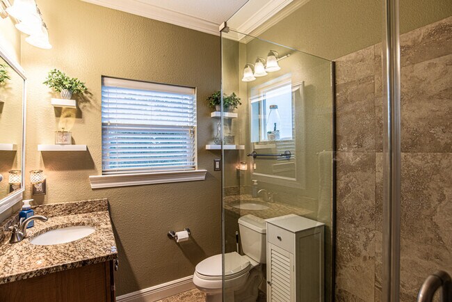 Building Photo - 12 Merri Way