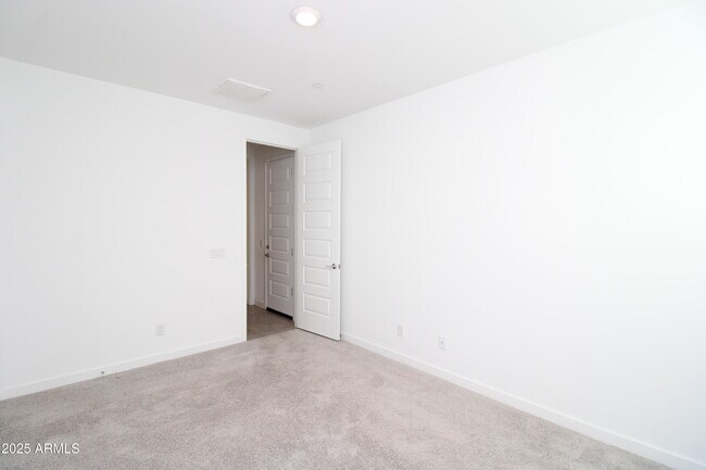 Building Photo - 12546 W Calle De Baca