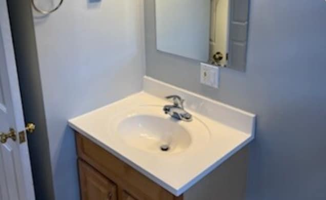 Building Photo - 12 Anglers Rd