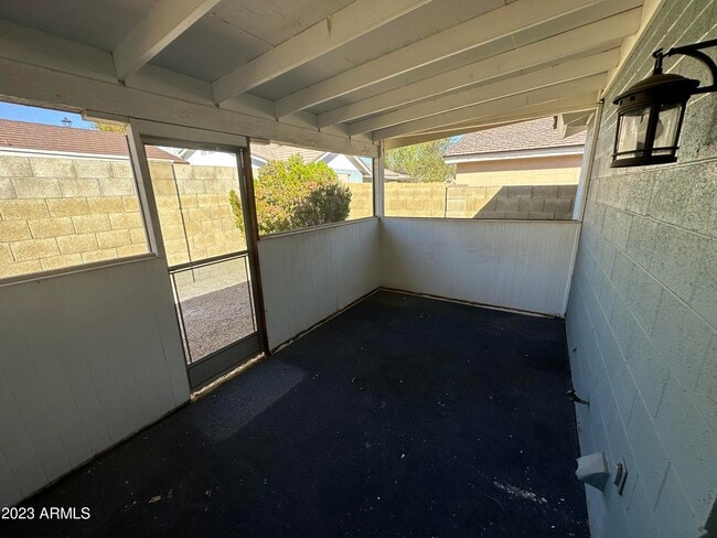 Building Photo - 314 E Hartford Ave