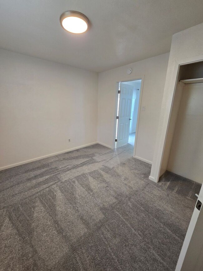 Building Photo - Single story home located in San Pablo, Ca
