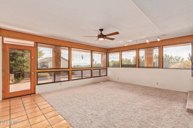 Building Photo - 16411 N Skyridge Ln