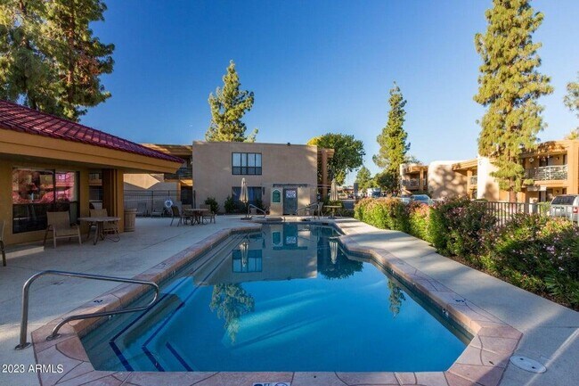 Building Photo - 3434 W Danbury Dr