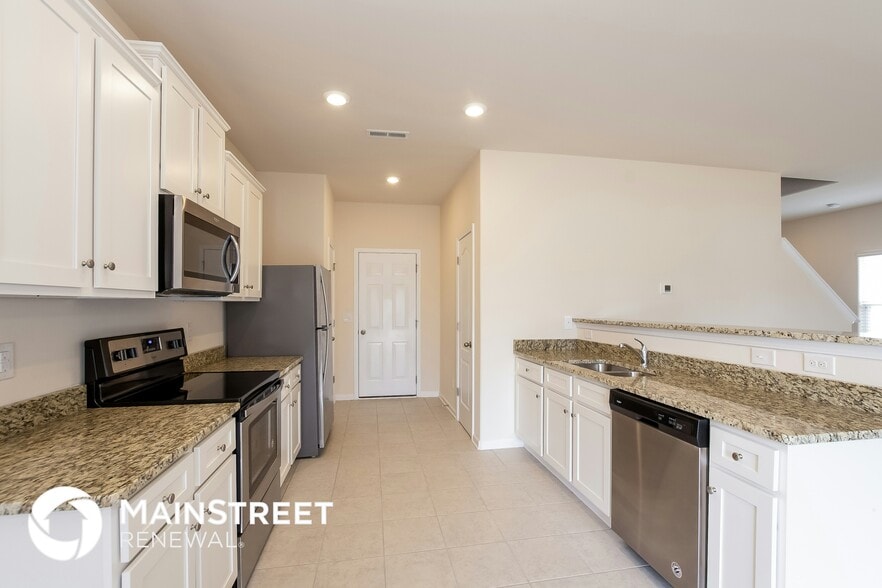 Building Photo - 7604 Malden Park Dr