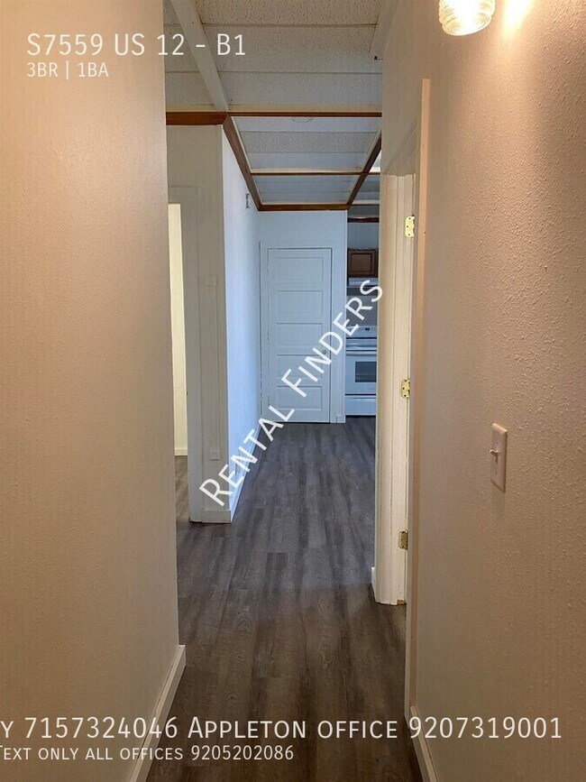 Building Photo - S7559 US-12