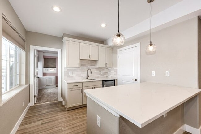 Building Photo - Beautiful 5bd 4ba single family home for rent in desirable Highlands Ranch CO 80103