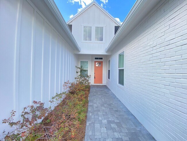 Building Photo - 6338 Trailblaze Bnd