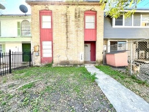 Building Photo - Available NOW! Prime Location 3-Bedroom, 2-Bath Home In Converse!!