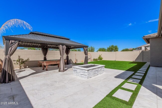 Building Photo - 5654 N 88th Ln