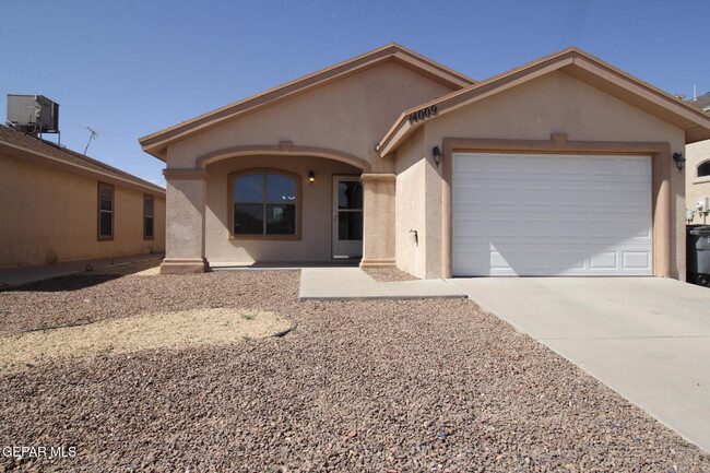 Building Photo - 14009 Robert Ituarte Dr