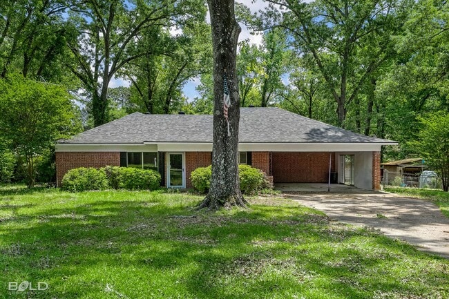 Building Photo - 6119 Bradford Dr