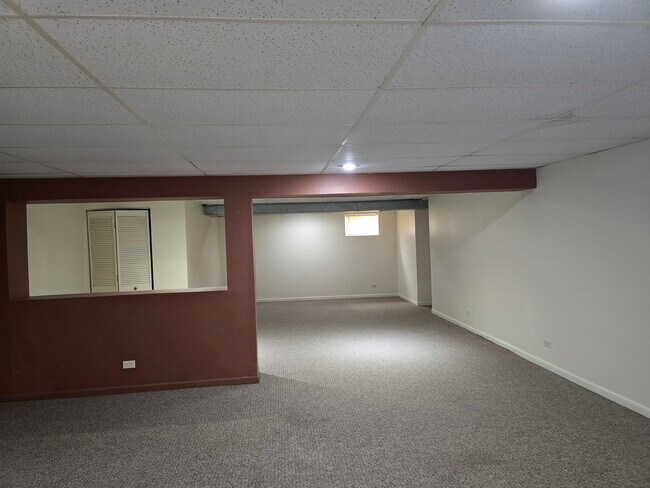 Building Photo - 2135 Feldott Ln