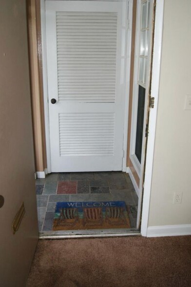 Building Photo - 7514 Spring Lake Dr