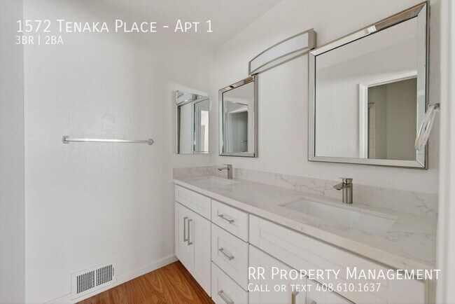 Building Photo - 1572 Tenaka Pl