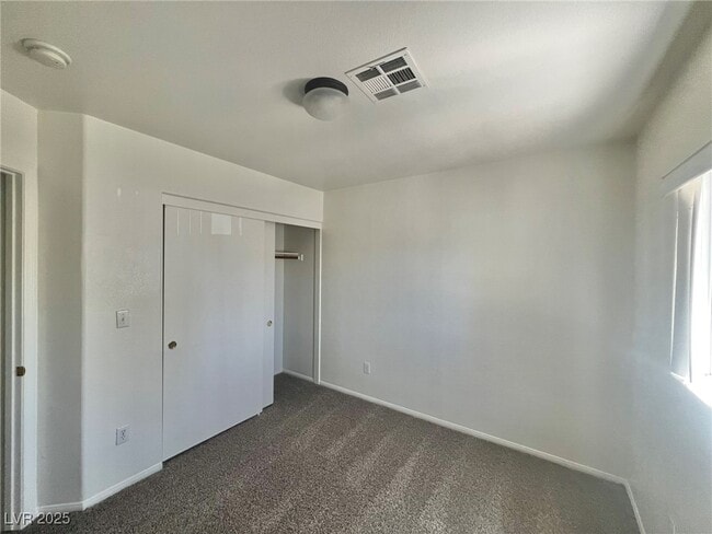 Building Photo - 3153 Amari Ave