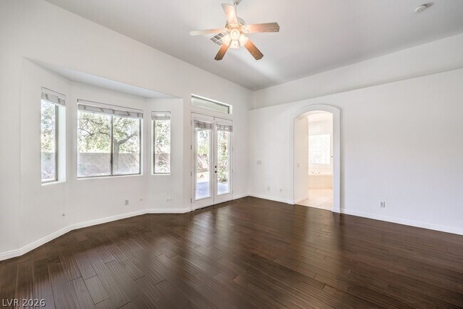 Building Photo - 1393 Romanesca Dr