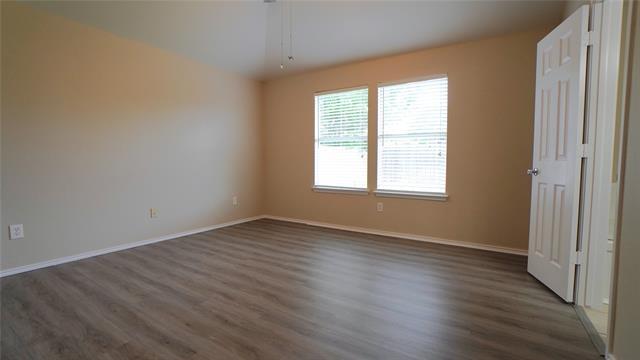 Building Photo - 2028 Wildwood Dr