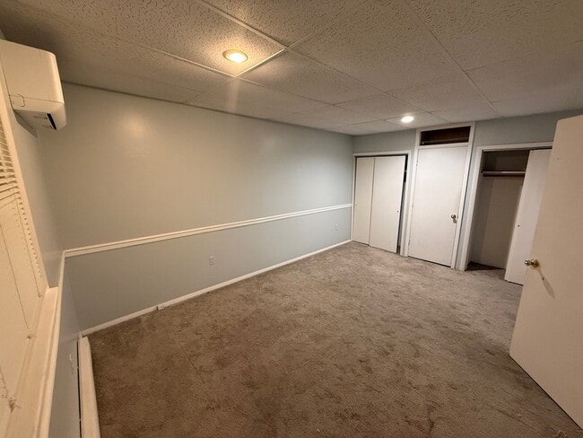 Building Photo - 368 Summerhill Rd