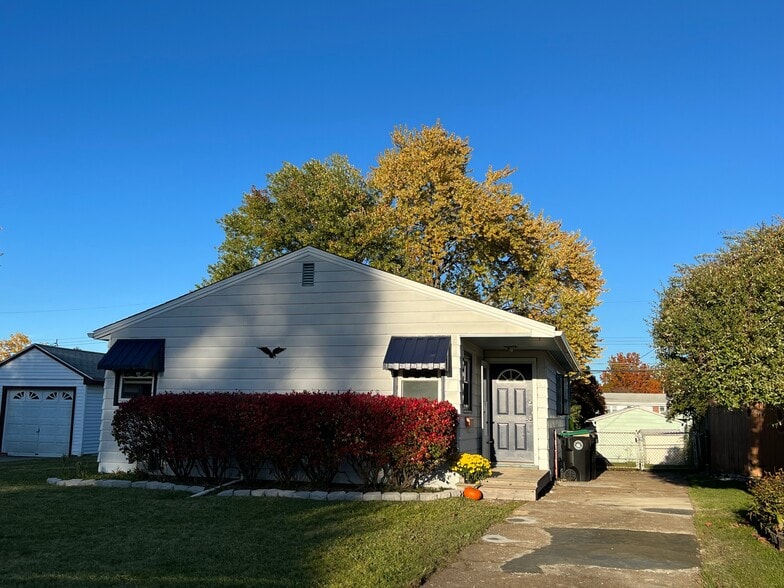 Building Photo - 39 Patton Rd